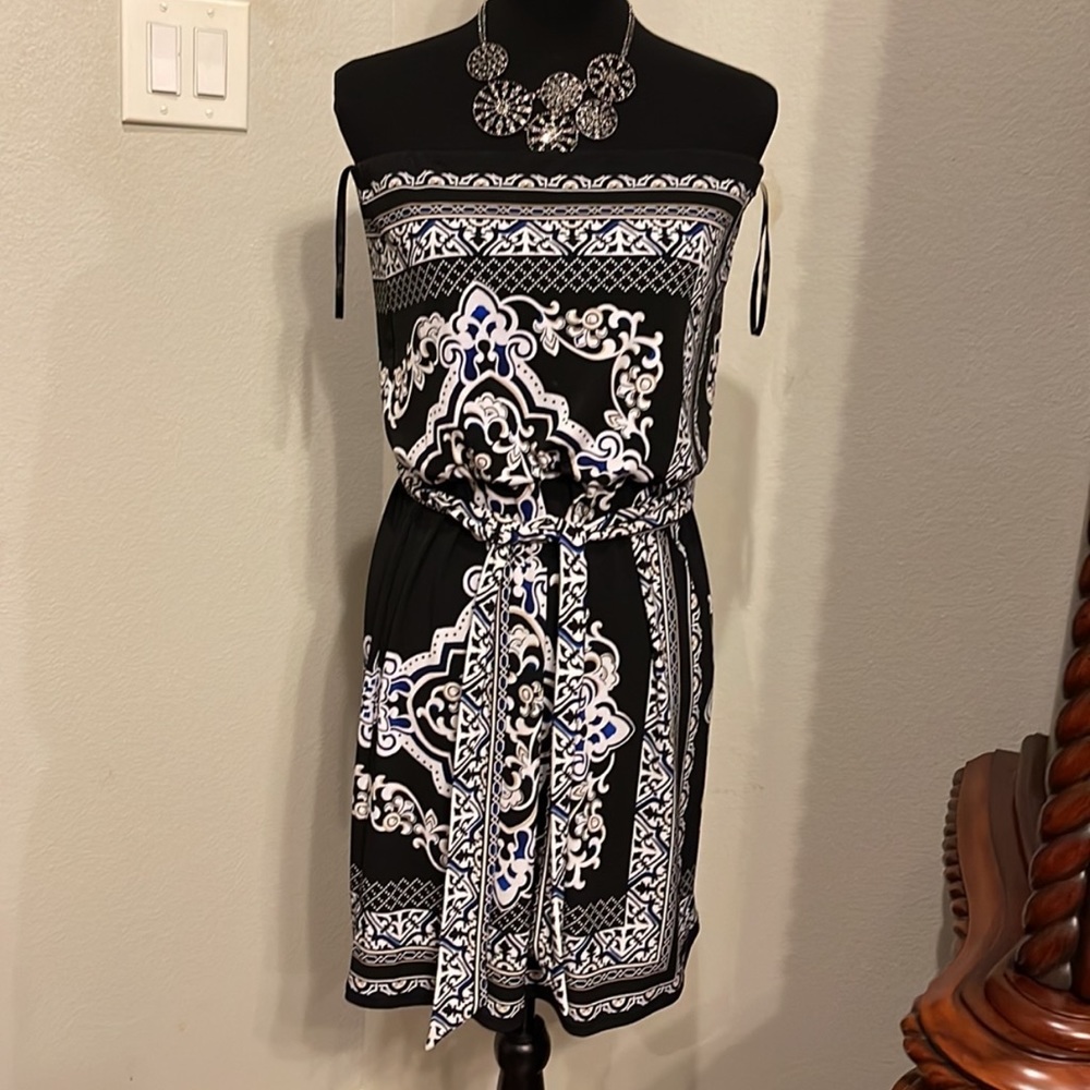White House Black Market Black and Blue Strapless Dress